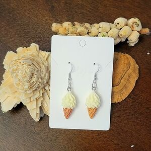 Ice Cream Earrings White